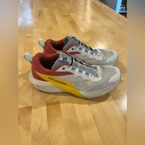 Salomon Dark Orange, Red, Tan & Light Blue Sneakers Size 8.